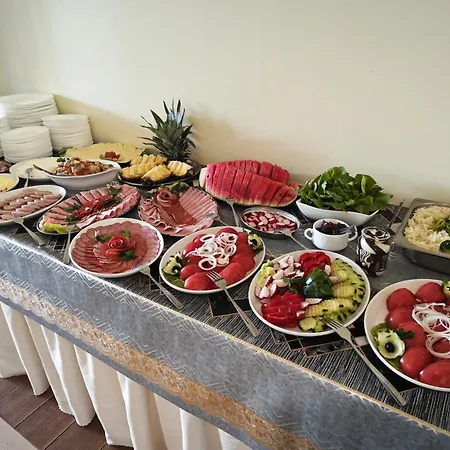 לינה וארוחת בוקר Finezja Fizjomed *