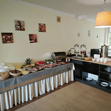 Bed & Breakfast W Pustkowie Pustkowo