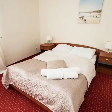 Finezja Fizjomed * פוסטקובו