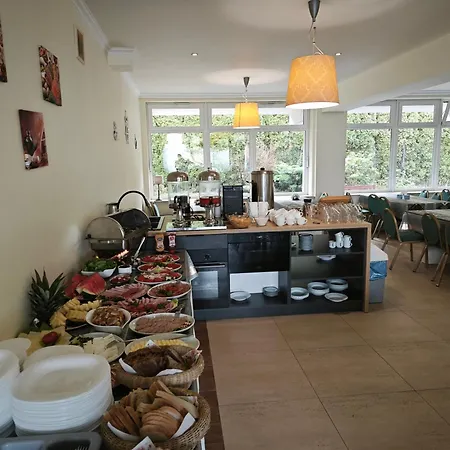 W Pustkowie Bed & Breakfast 3*
